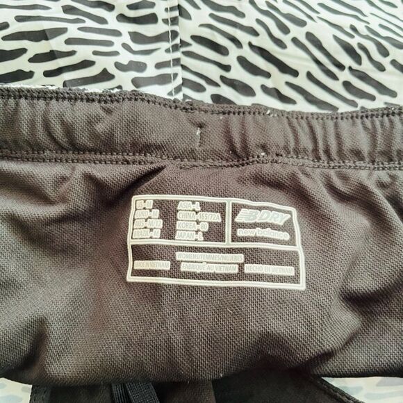 New Balance Dry Black/White Athletic Running Shorts with panty inside sz M - Picture 5 of 5